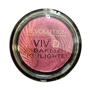 Makeup Revolution Vivid Baked Highlighter 🌟 Rose Gold Lights | NIB | 7.5g ✨